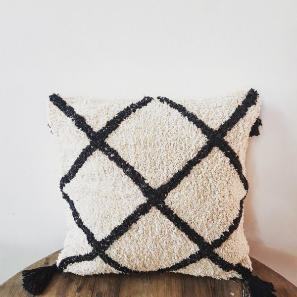 Berber Black Tassel Triangle Scatter Pillow	